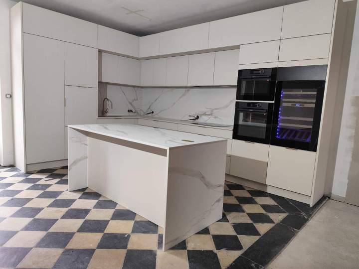 Installation cuisine sur mesure Sèvremoine